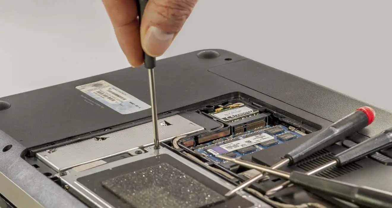 HP ноутбук ремонт в Адлере