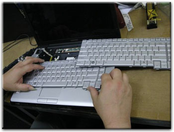Ремонт клавиатуры ноутбука в Адлере