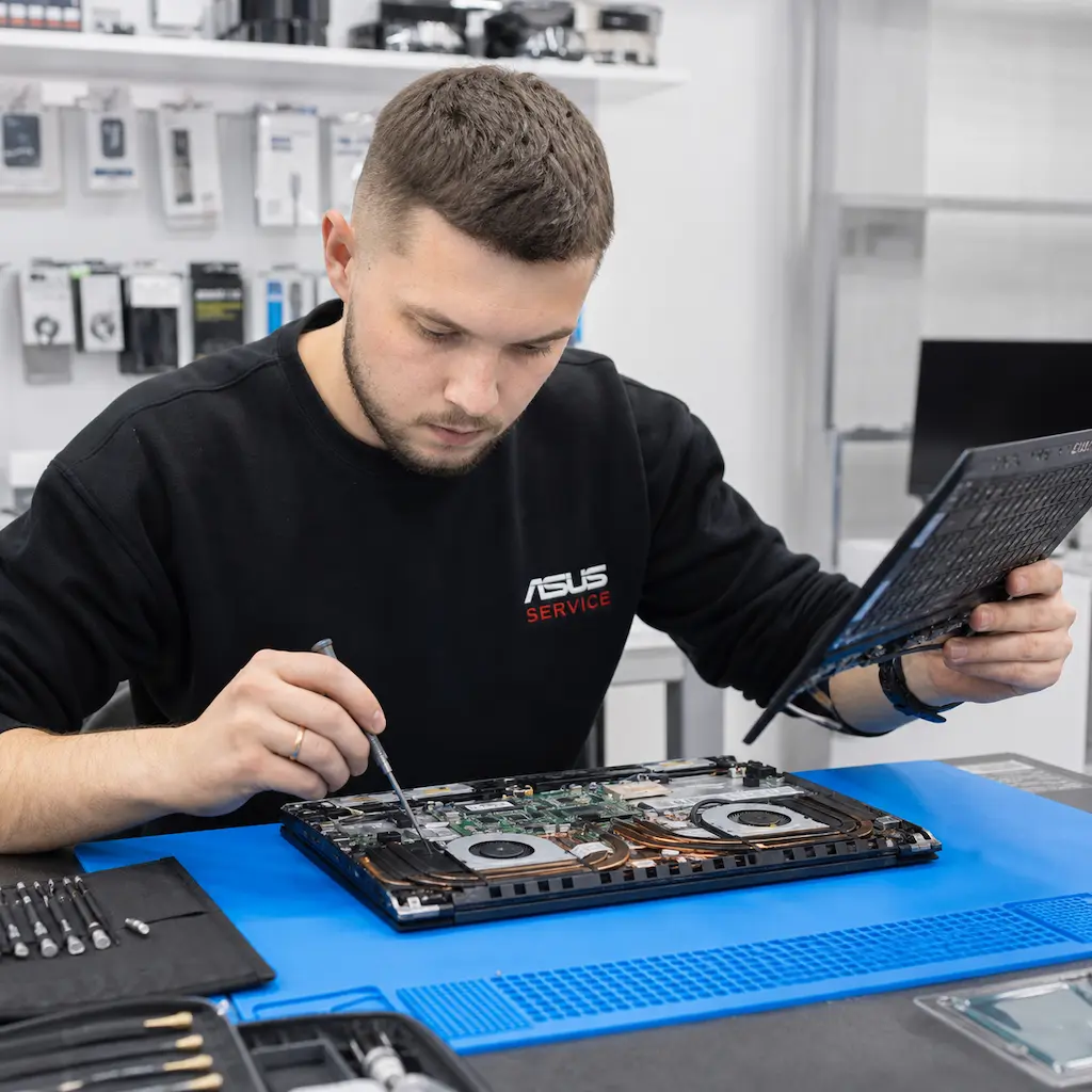 заменить клавиатуру на ноутбуке Asus в Адлере