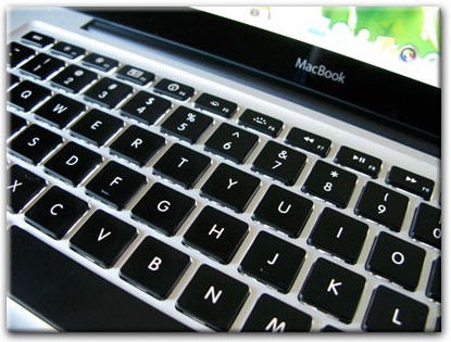 Замена клавиатуры Apple MacBook в Адлере