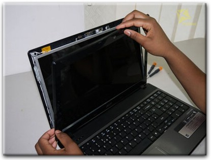 Замена экрана ноутбука Acer в Адлере